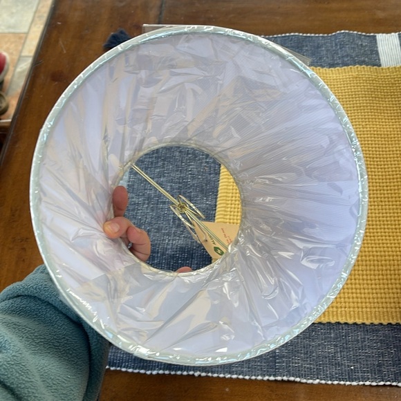 Small Lamp Shade Clip On Bulb for Candelabra Bulbs Barrel Fabric Lampshade - Picture 13 of 14